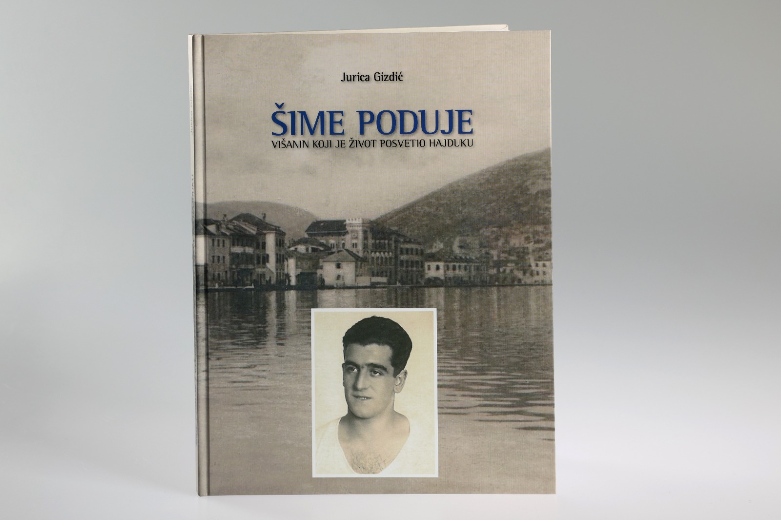 Knjiga "Šime Poduje – Višanin koji je život posvetio Hajduku"